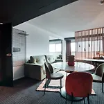 Cowool 公寓式酒店 3*