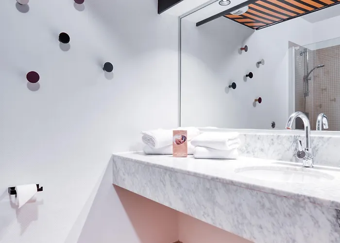 Cowool Apartmanhotel 3*